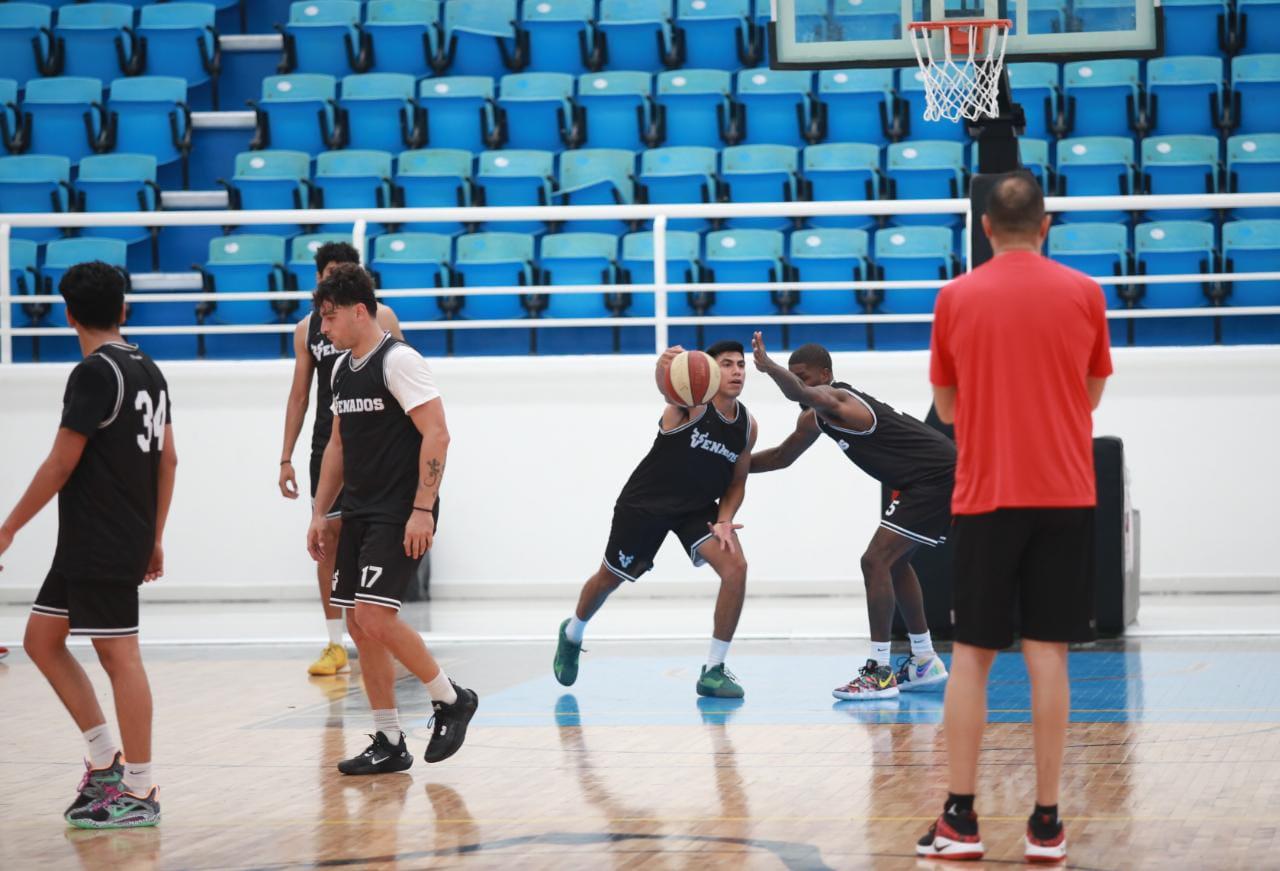 $!Venados Basketball entra al trabajo en cancha en su pretemporada