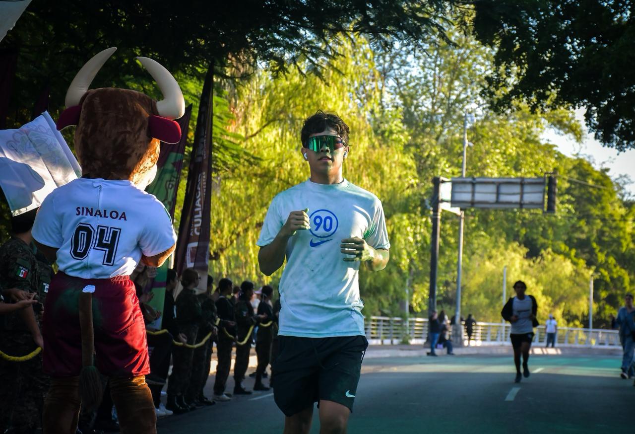 $!Cobaes celebra con éxito en Culiacán la décima edición de la carrera ‘Píntate Verde’