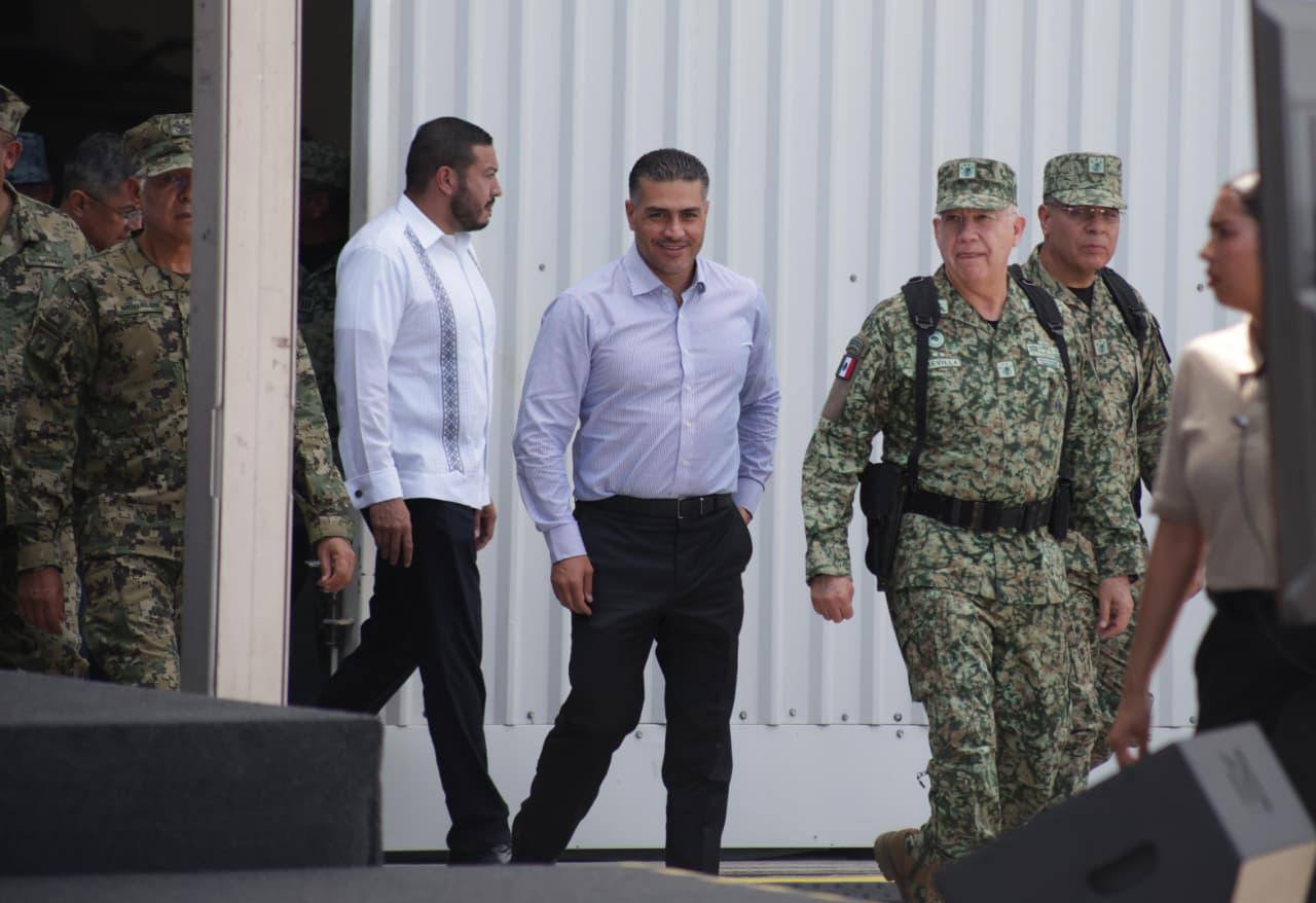 $!Sinaloa recibe de Gobierno federal 100 patrullas para la Policía Estatal