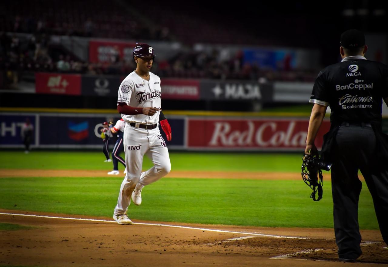 $!Águilas de Mexicali arruina la Navidad de Tomateros de Culiacán