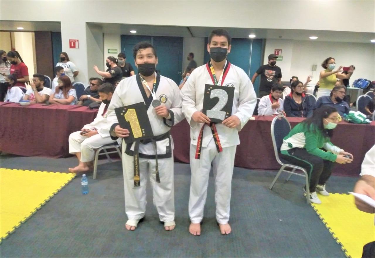 $!Escuinapa conquista 10 medallas en Regional de Taekwondo en Jalisco