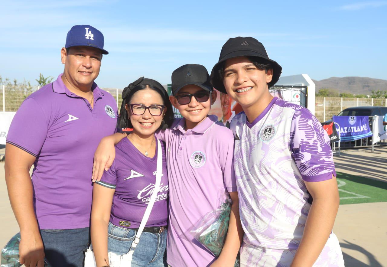 $!Luis, Michelle, Lucía y Luis Ángel Lizárraga Sánchez.