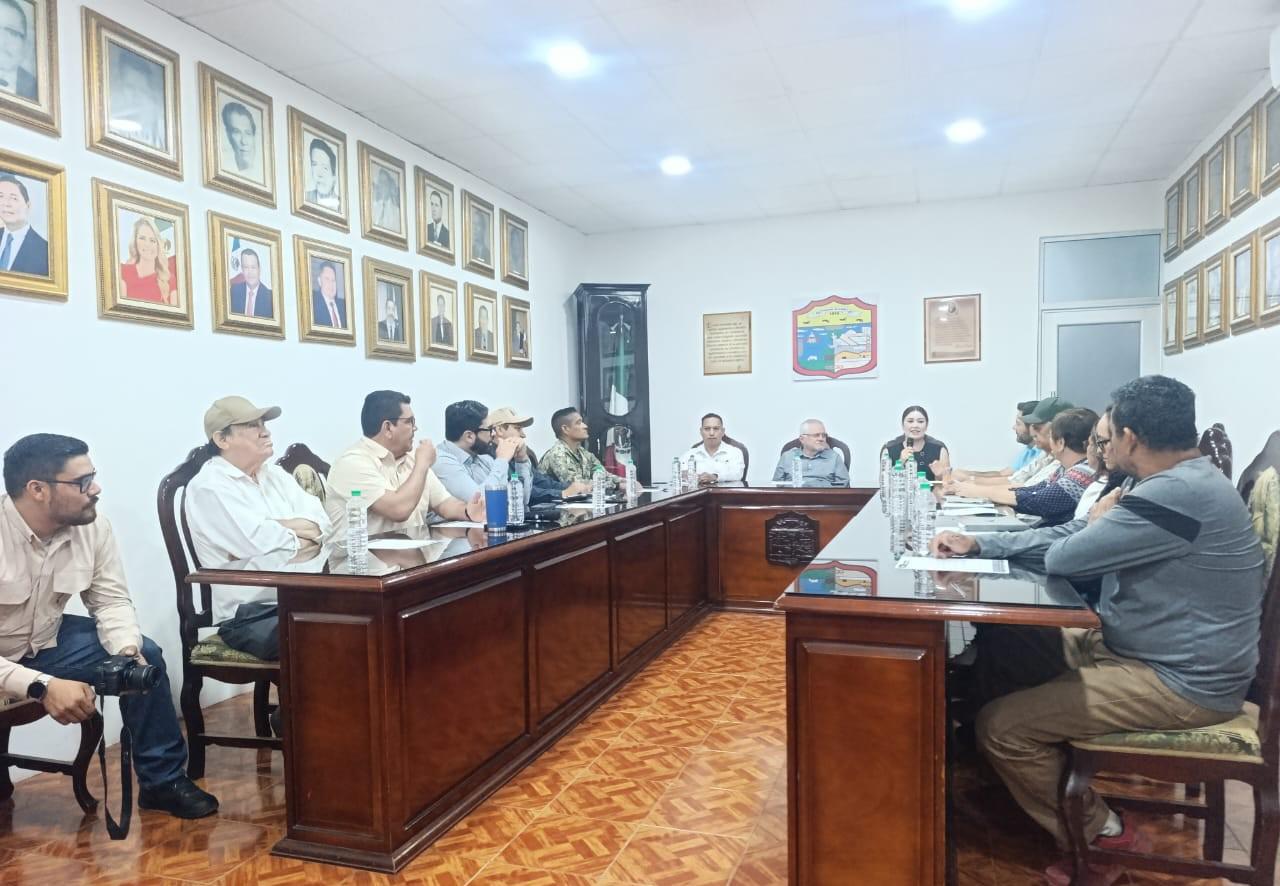 $!Flor Emilia Guerra toma protesta al Comité de Vigilancia Pesquera en Escuinapa