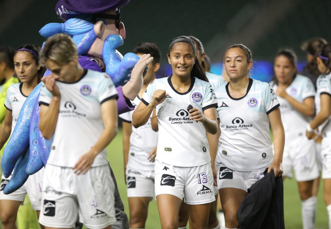 $!Belkis Escalante: La mazatleca que se ha abierto cancha en el futbol y en la vida