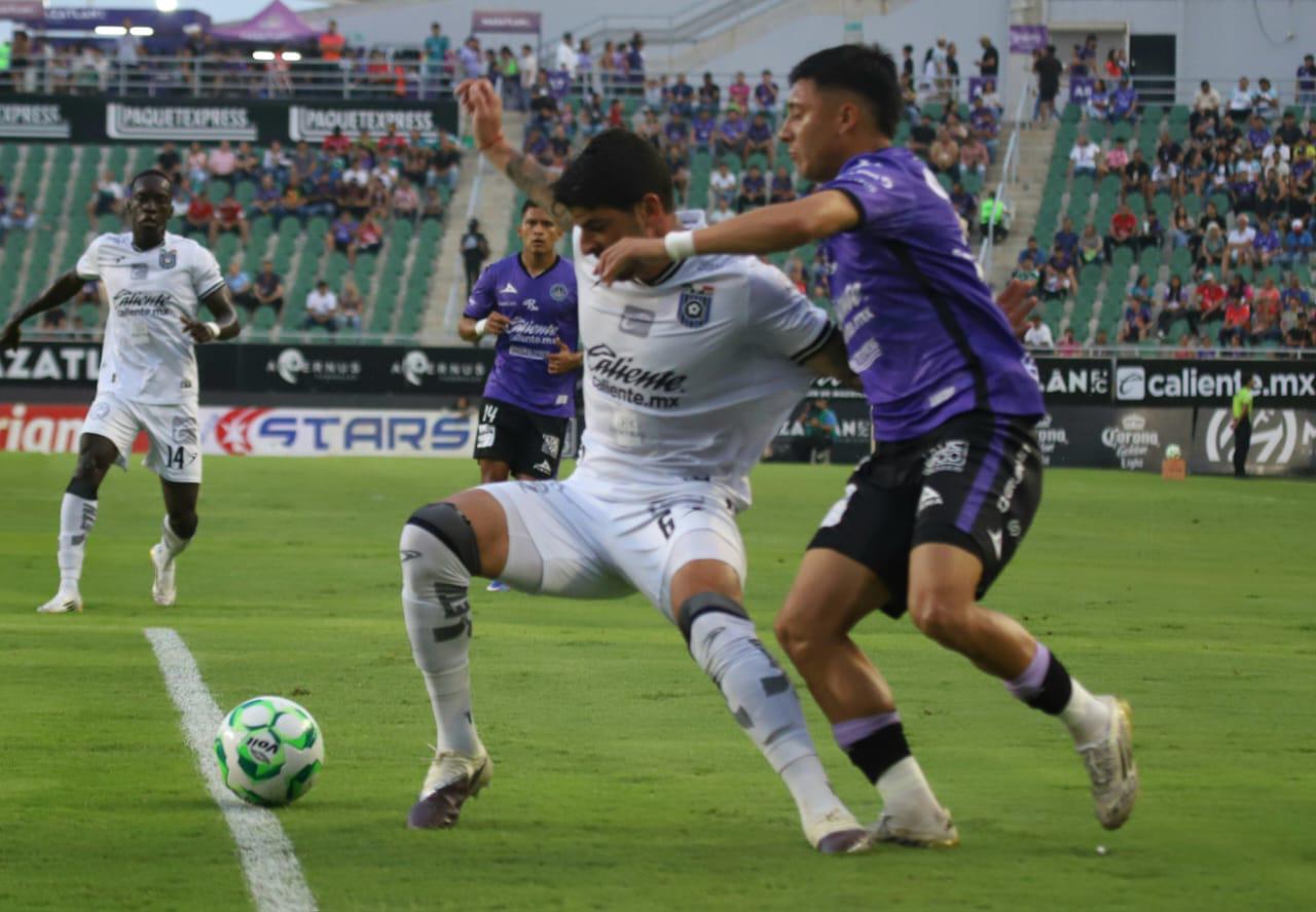 $!Mazatlán y Querétaro dividen puntos en el penúltimo encuentro en casa de los Cañoneros en Liga MX