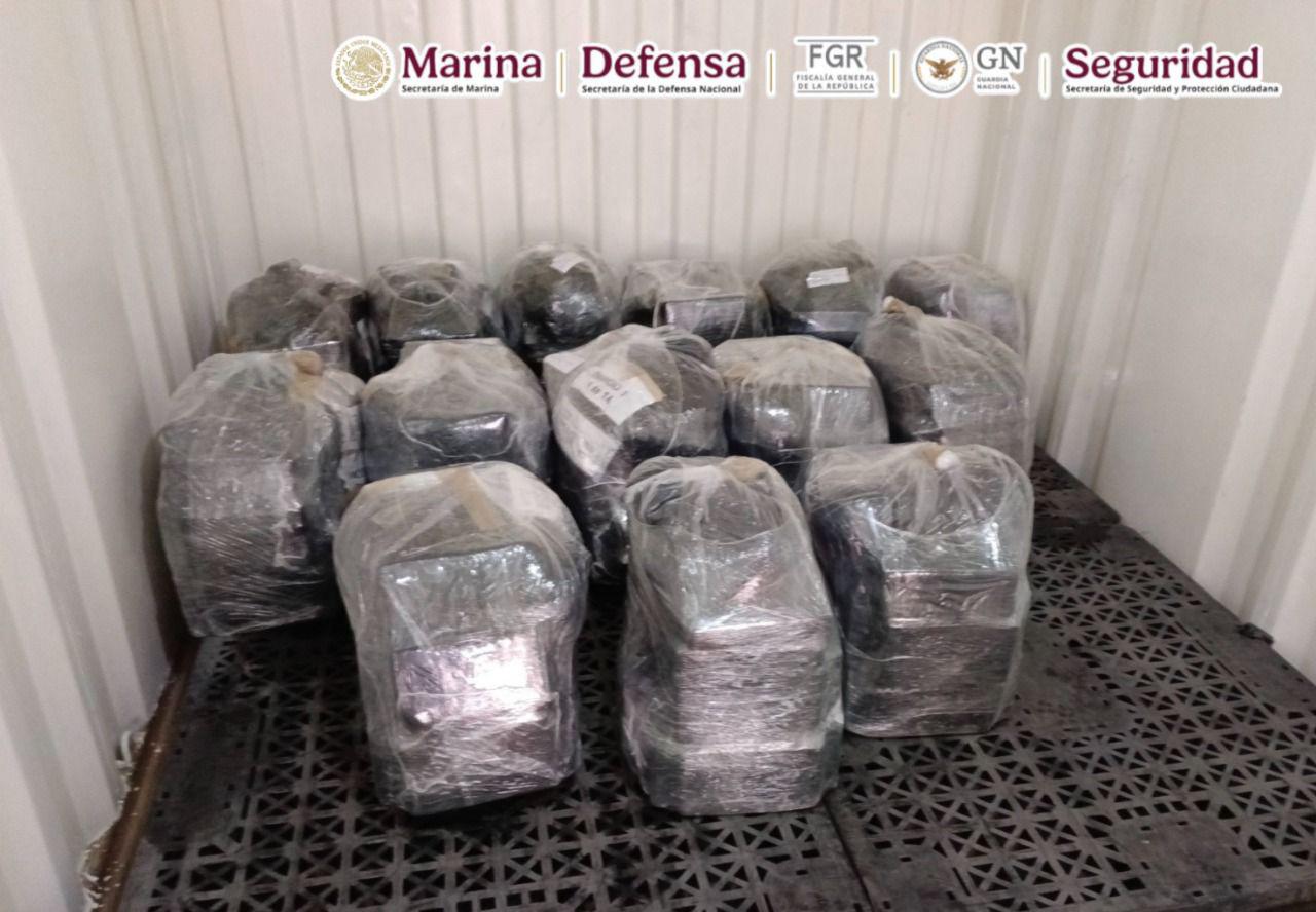 $!Aseguran más de media tonelada de cocaína en costas de Oaxaca