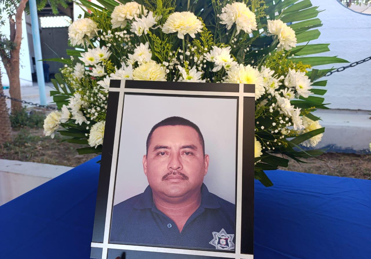 $!Despiden con honores a 4 policías asesinados en Escuinapa