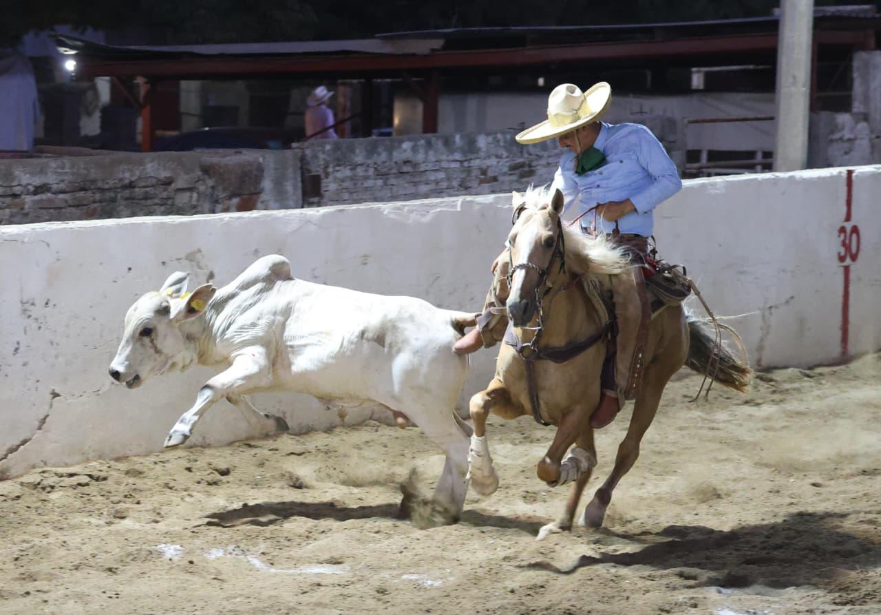 $!Charreada con Causa apoya al Asilo La Inmaculada en Mazatlán