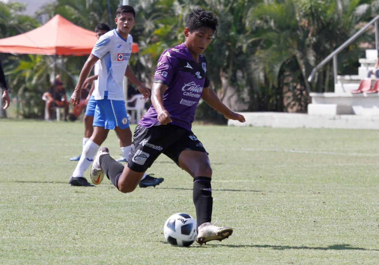 $!Mazatlán FC Sub 20 aprovecha localía y saca ventaja ante Cruz Azul