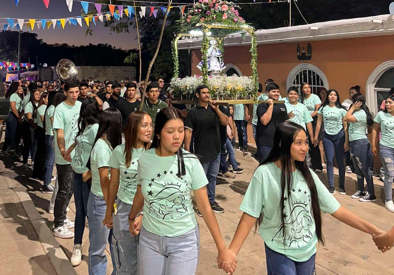 $!En Matatán viven concurrida celebración de la Virgen de la Candelaria