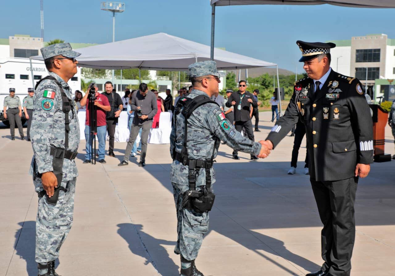 $!Julices González Calzada toma protesta como jefe de la Guardia Nacional en Sinaloa