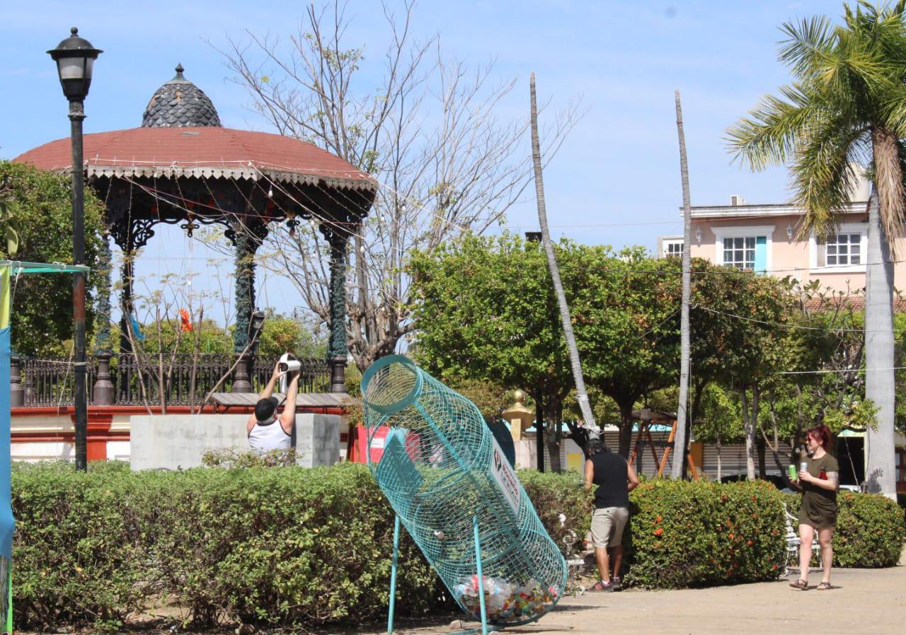 $!Dennis Gran lleva 40 años capturando fenómenos astronómicos