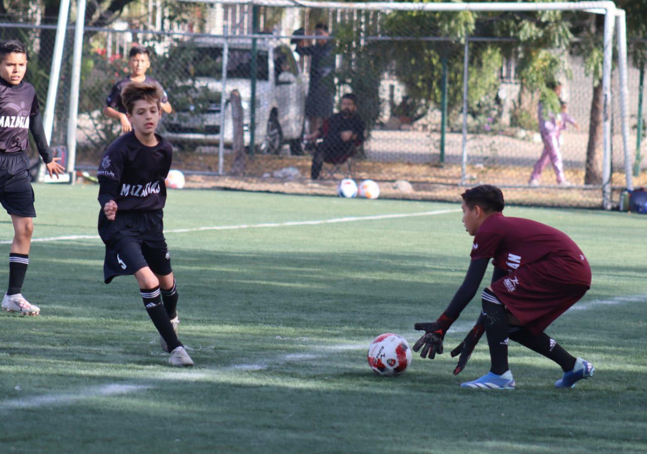 $!Grandes encuentros en la fase estatal del futbol varonil de los Nacionales Conade