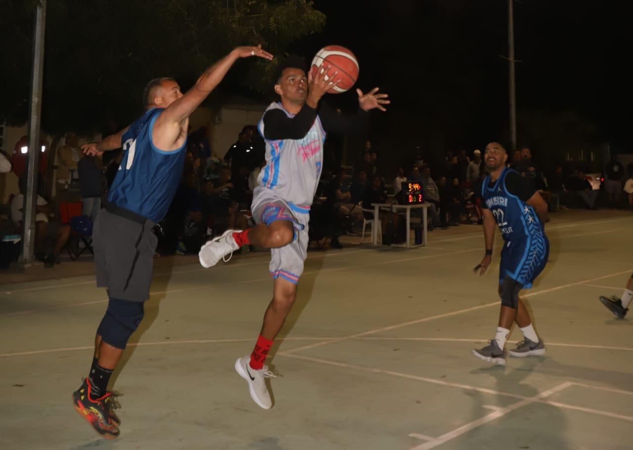 $!Tímbiri empareja la final a Neon Flow, en el Infonavit Playas