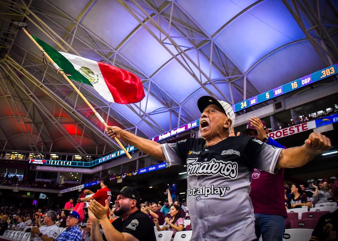 $!Tomateros remonta con rally explosivo y empata la serie en casa