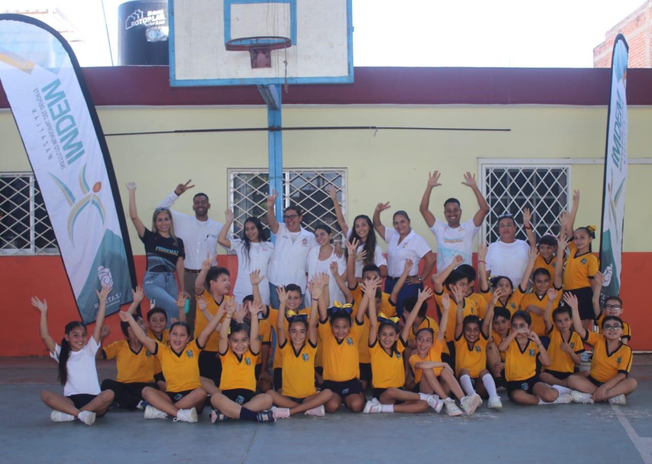 $!Aprenden niños de la Primaria Ford 31 sobre buenos hábitos alimenticios y la importancia de la cultura física