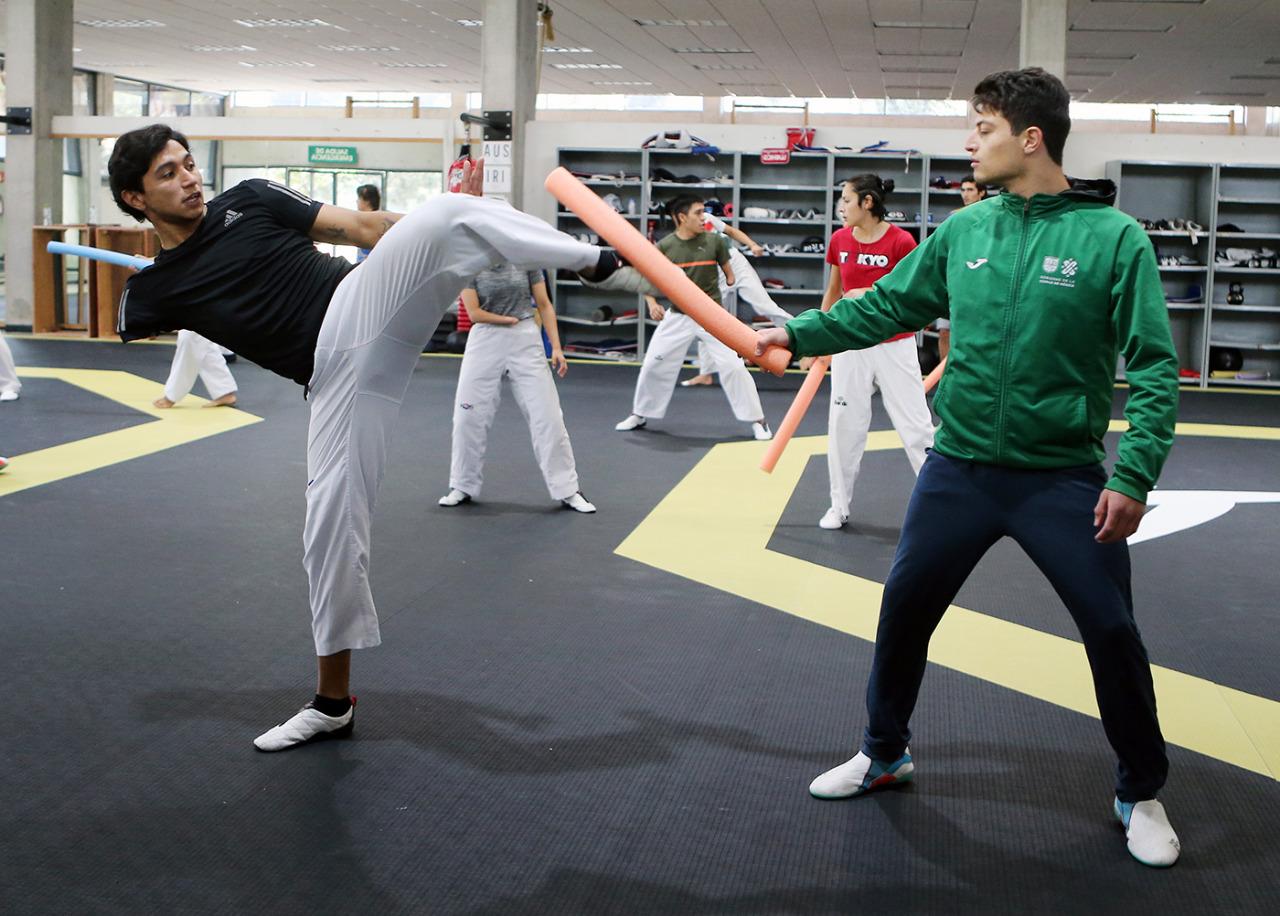 $!Juan Diego García se pule en el CNAR para competir en Turquía