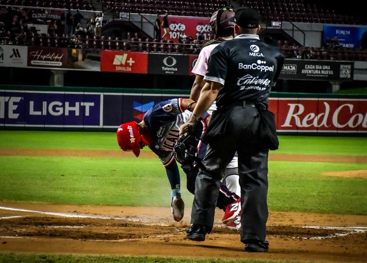 $!Tomateros consigue su segundo triunfo con nueva remontada