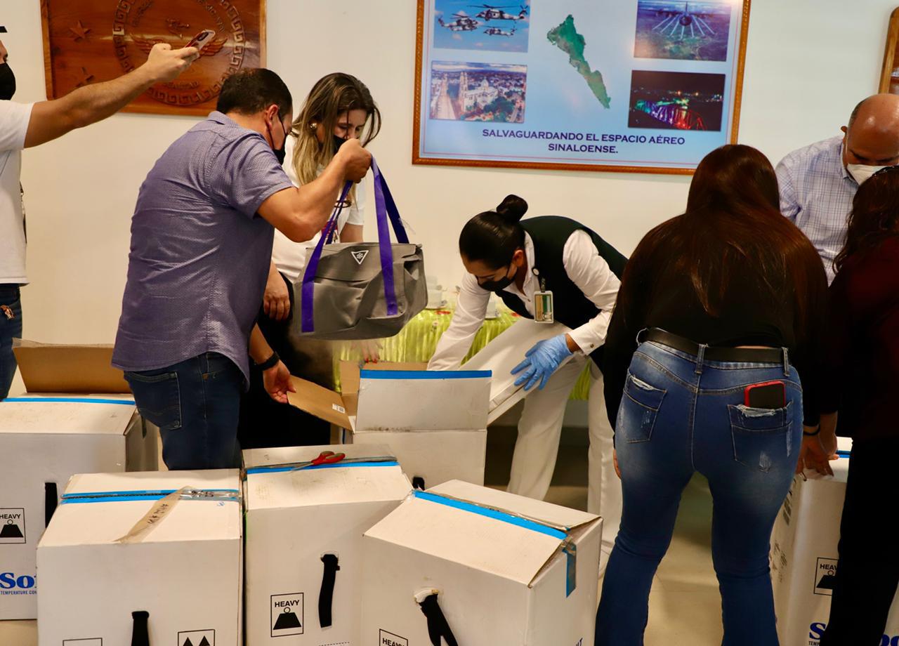 $!Llegan a Sinaloa más de 140 mil vacunas contra el Covid-19