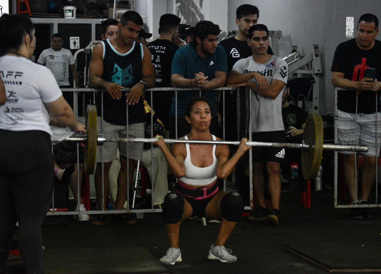 $!Con la sana competencia promueven el crossfit en Mazatlán