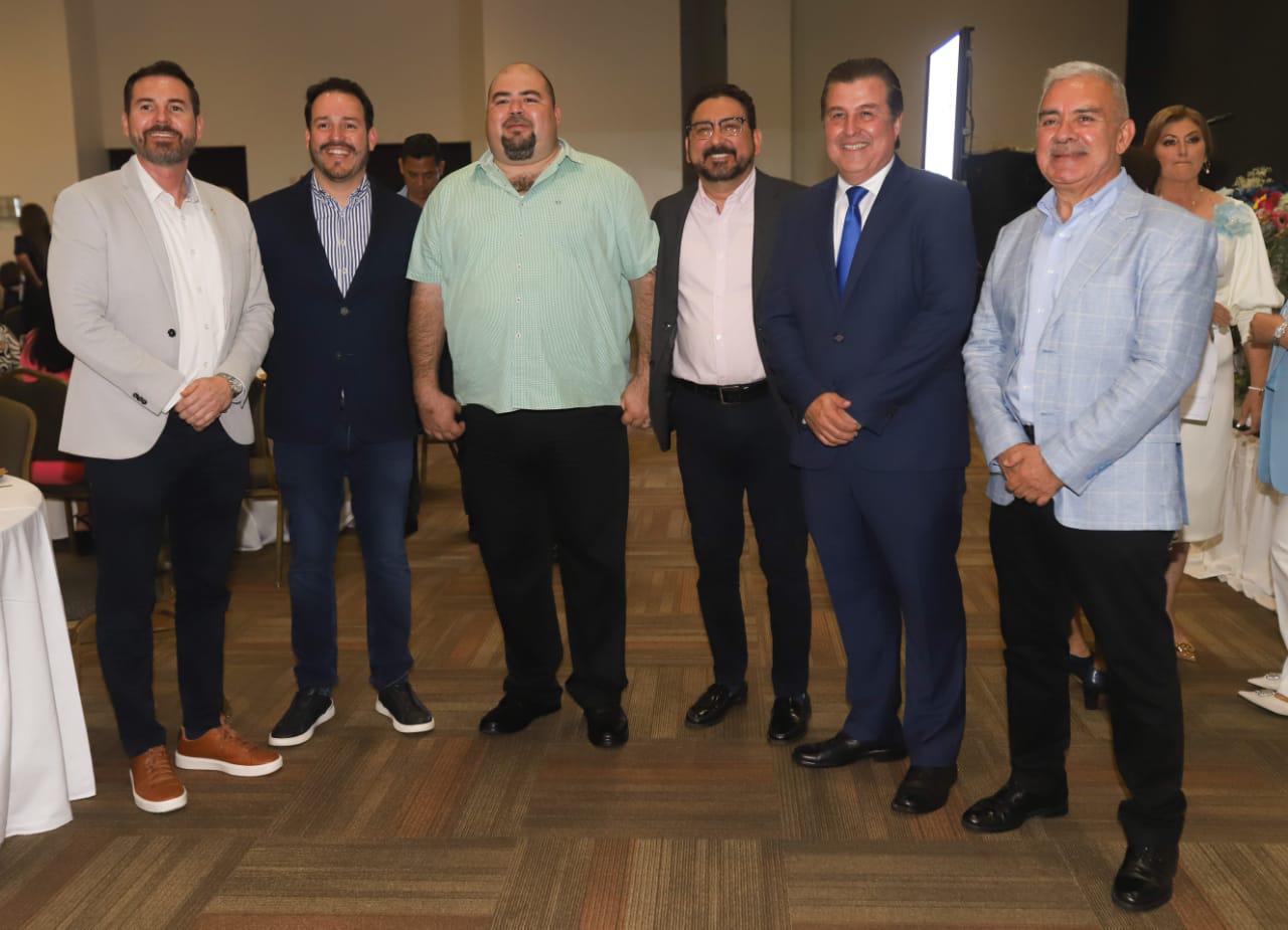 $!Sergio Rojas, Ricardo Velarde, Martín Ochoa, Ahuizotl López Apodaca, Sergio Ibarra y Fernando Valdez Solano, fueron invitados especiales.