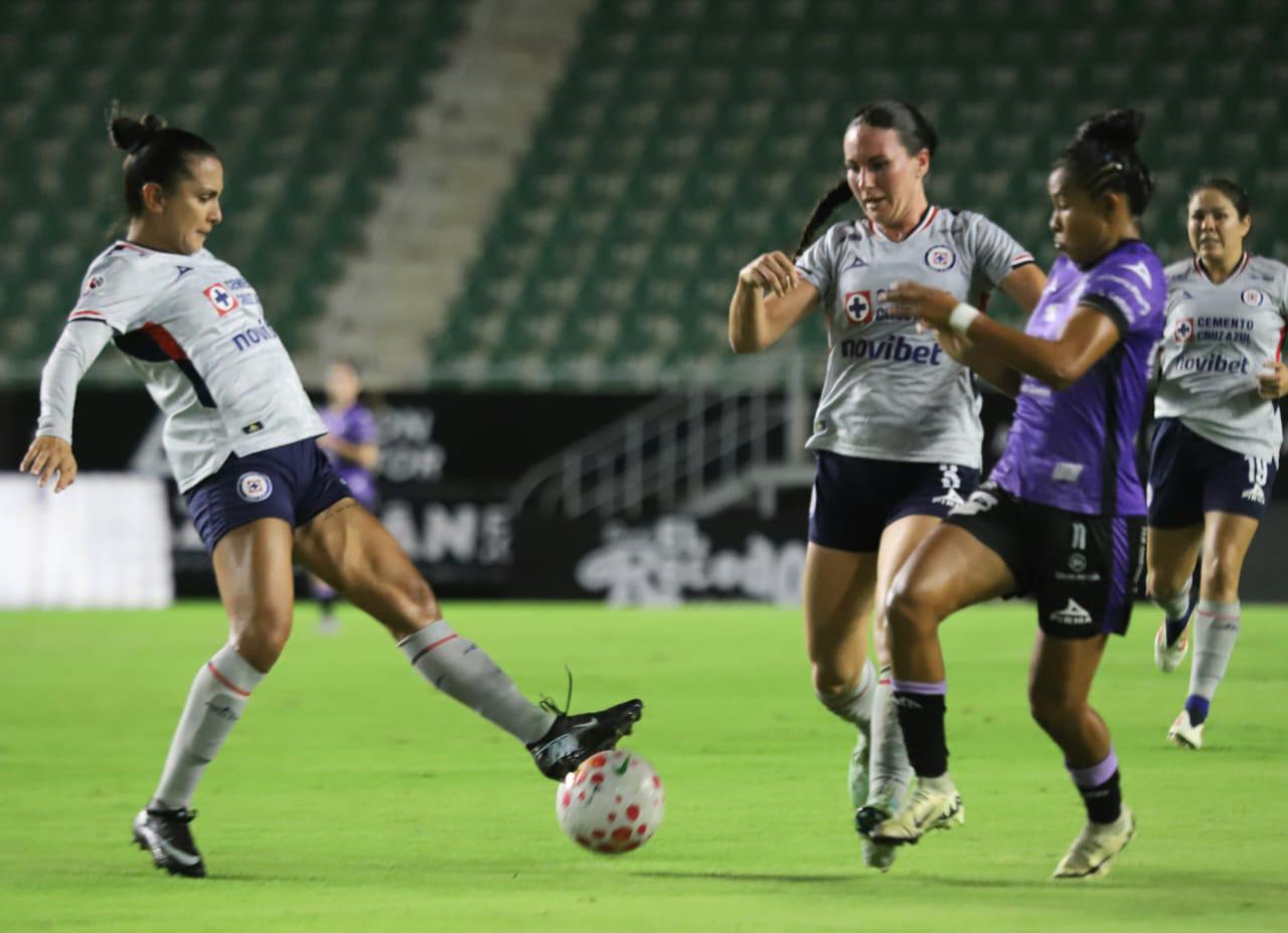 $!Pita la Máquina Celeste en El Encanto y golea a Mazatlán Femenil