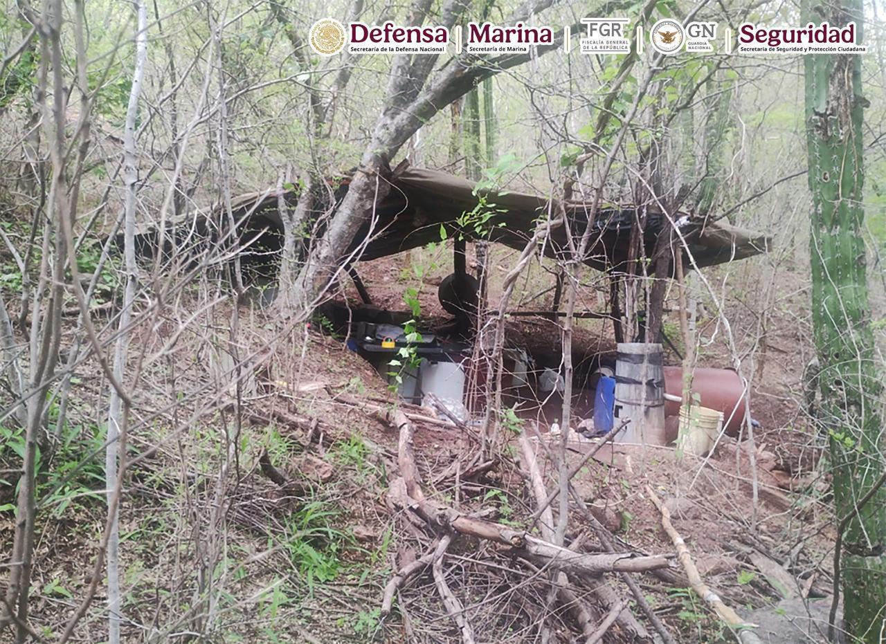 $!Aseguran en Culiacán cuatro centros con precursores para elaborar metanfetamina