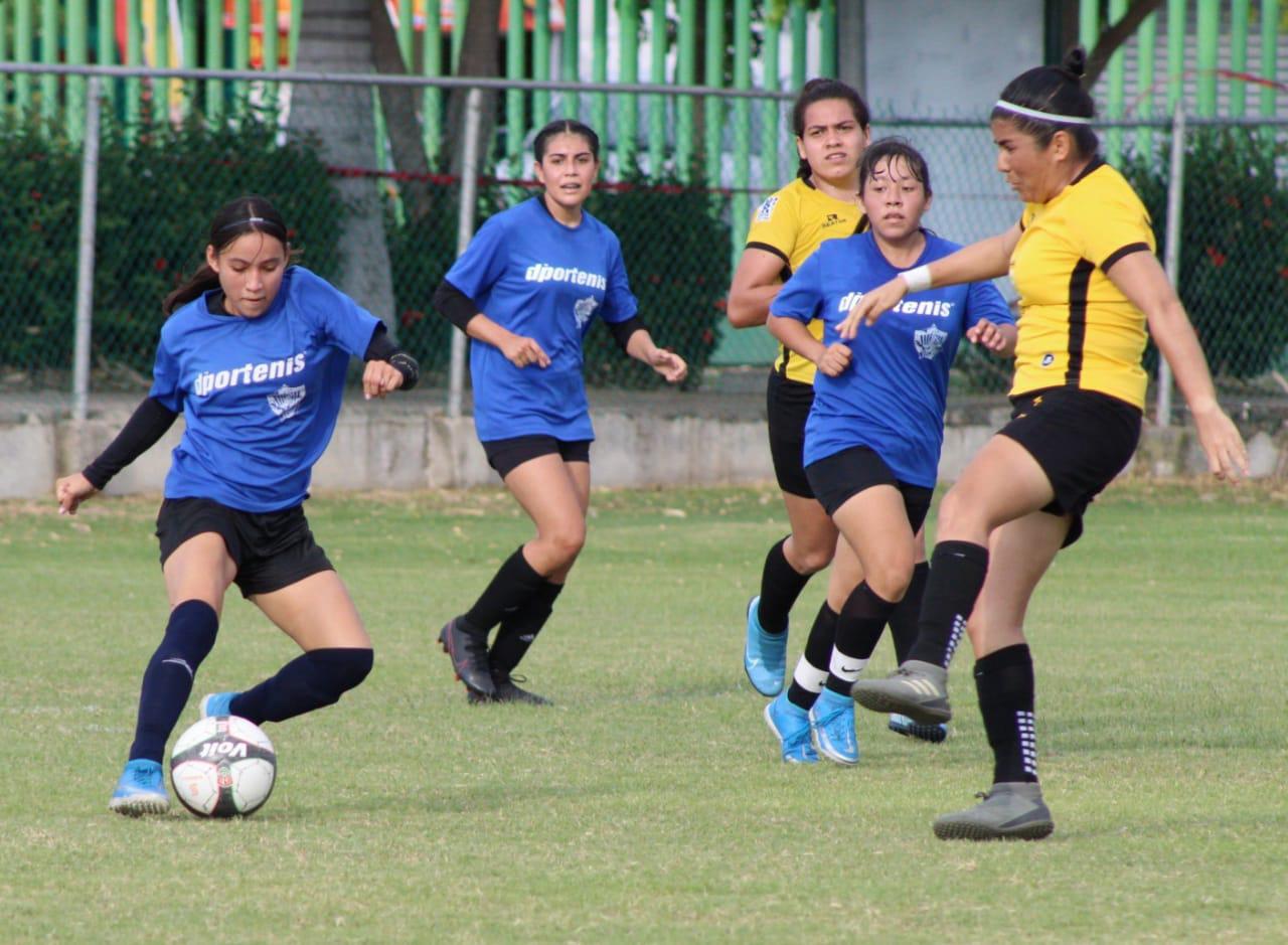 $!Leonas Piña rugen como campeonas de la Liga de Futbol Femenil Fuerza Imdem