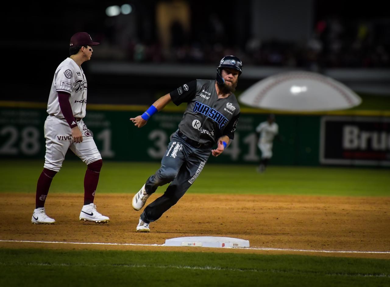 $!Tomateros pega primero en semifinales con blanqueada sobre Algodoneros