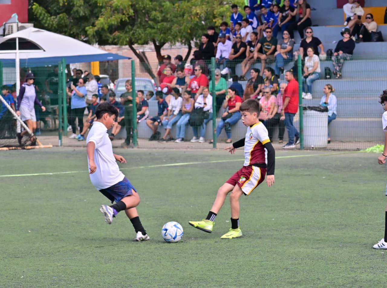 $!Arranca Mundialito Escolar en la Toledo Corro