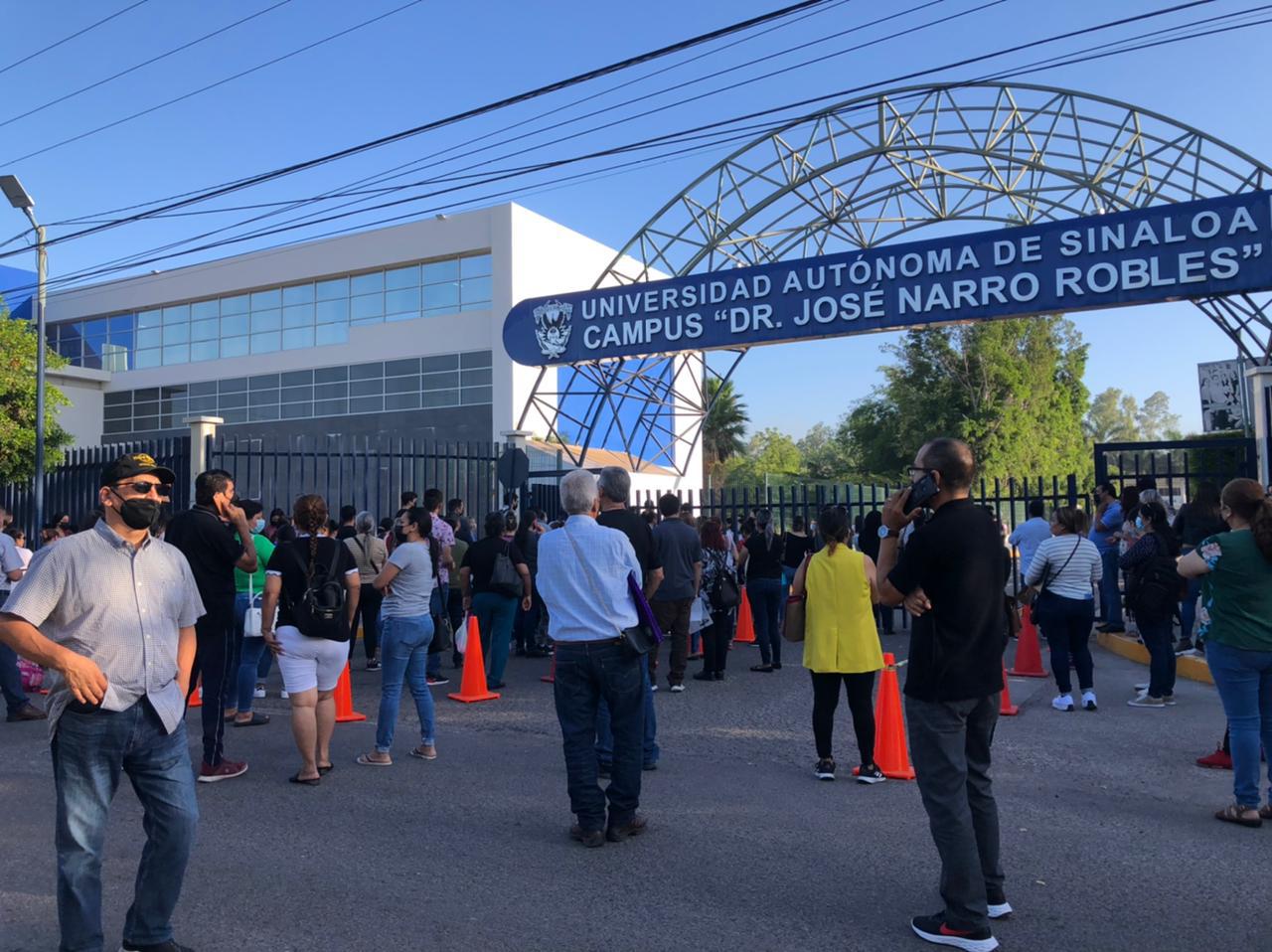 $!Más de 23 mil estudiantes realizan examen Ceneval para ingresar al nivel superior en la UAS