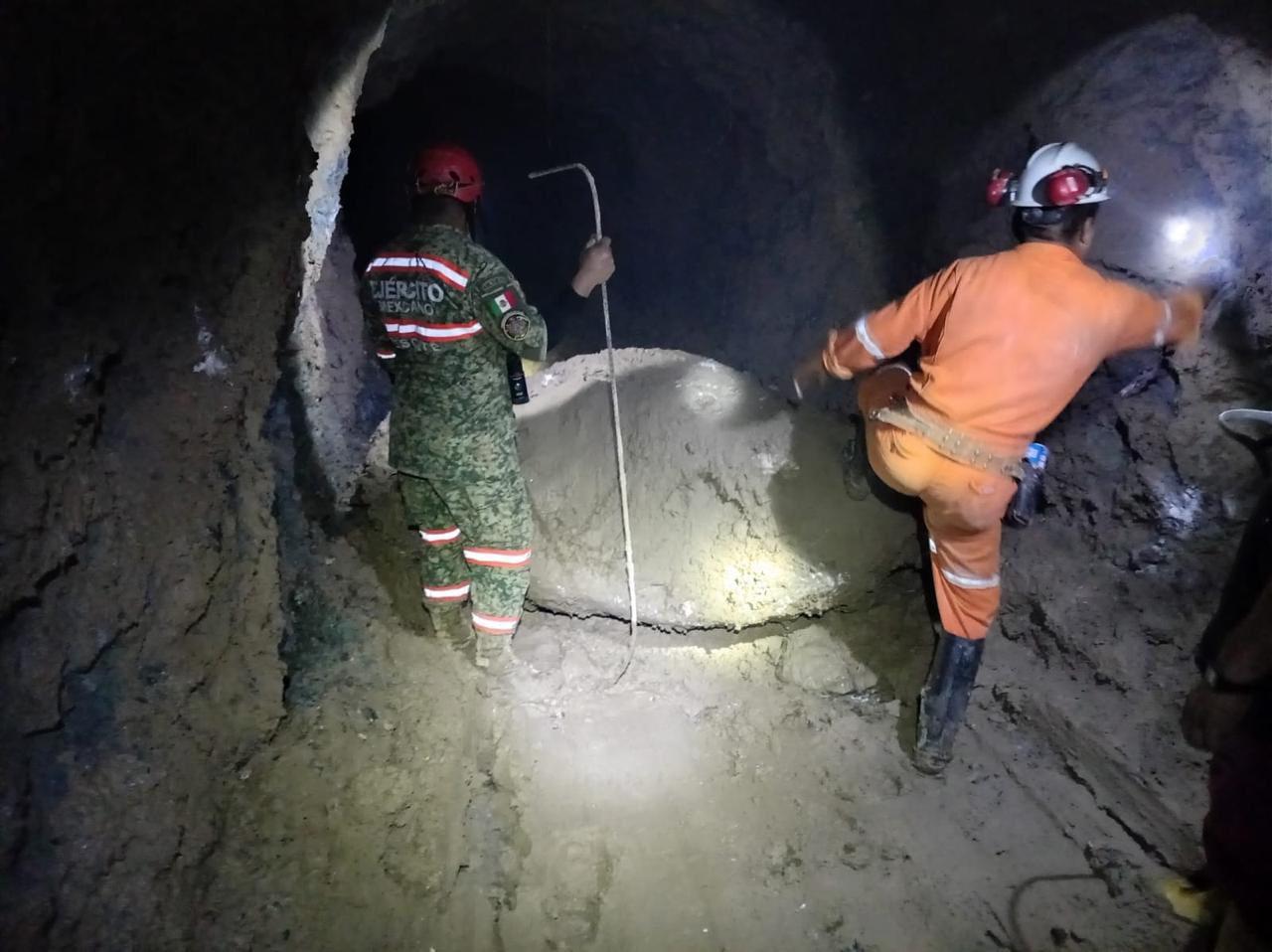 $!Minero Isidro Beltrán cumple 22 días atrapado en la mina Santa Fe, en Rosario