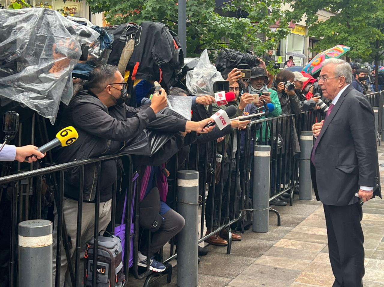 $!AMLO invita a empresarios a comprar cachitos para nueva rifa del CIP Playa Espíritu; fondos irán a presas del sur de Sinaloa, asegura