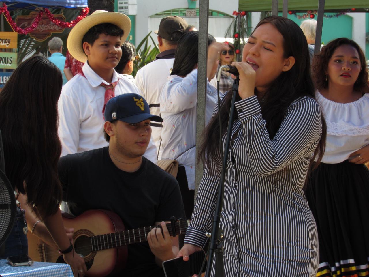 $!Se mezclan tradición e innovación en el Mercado Orgánico de Mazatlán
