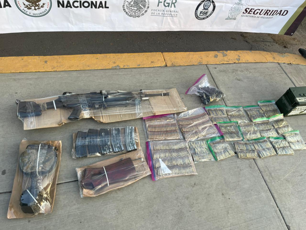 $!Hallan militares Cadillac blindada en El Quemadito; había armas y municiones dentro