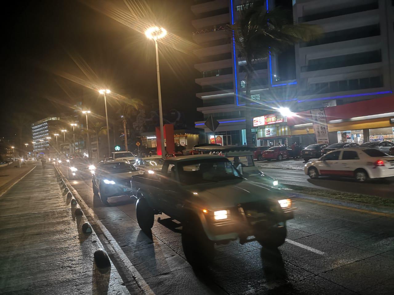 $!¡Prevéngase! Cierran un tramo de Avenida del Mar por evento deportivo