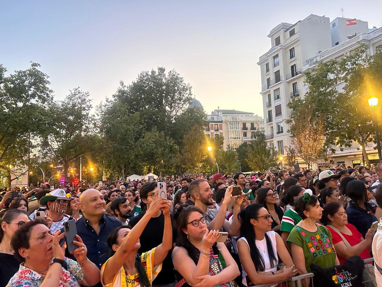 $!Quirino Ordaz da el Grito de Independencia en España