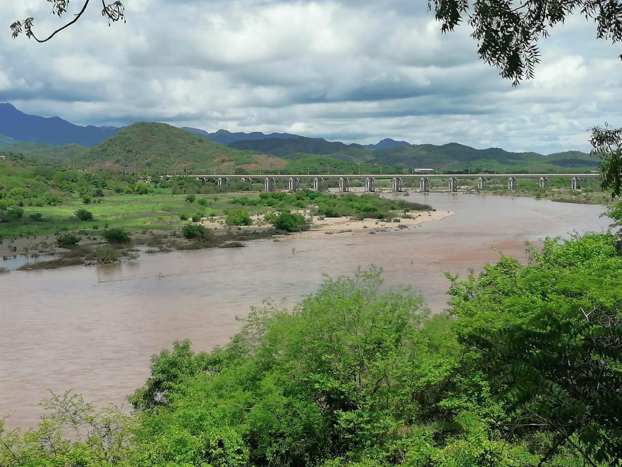 $!Aprovechan familias de Rosario la reactivación del Río Baluarte