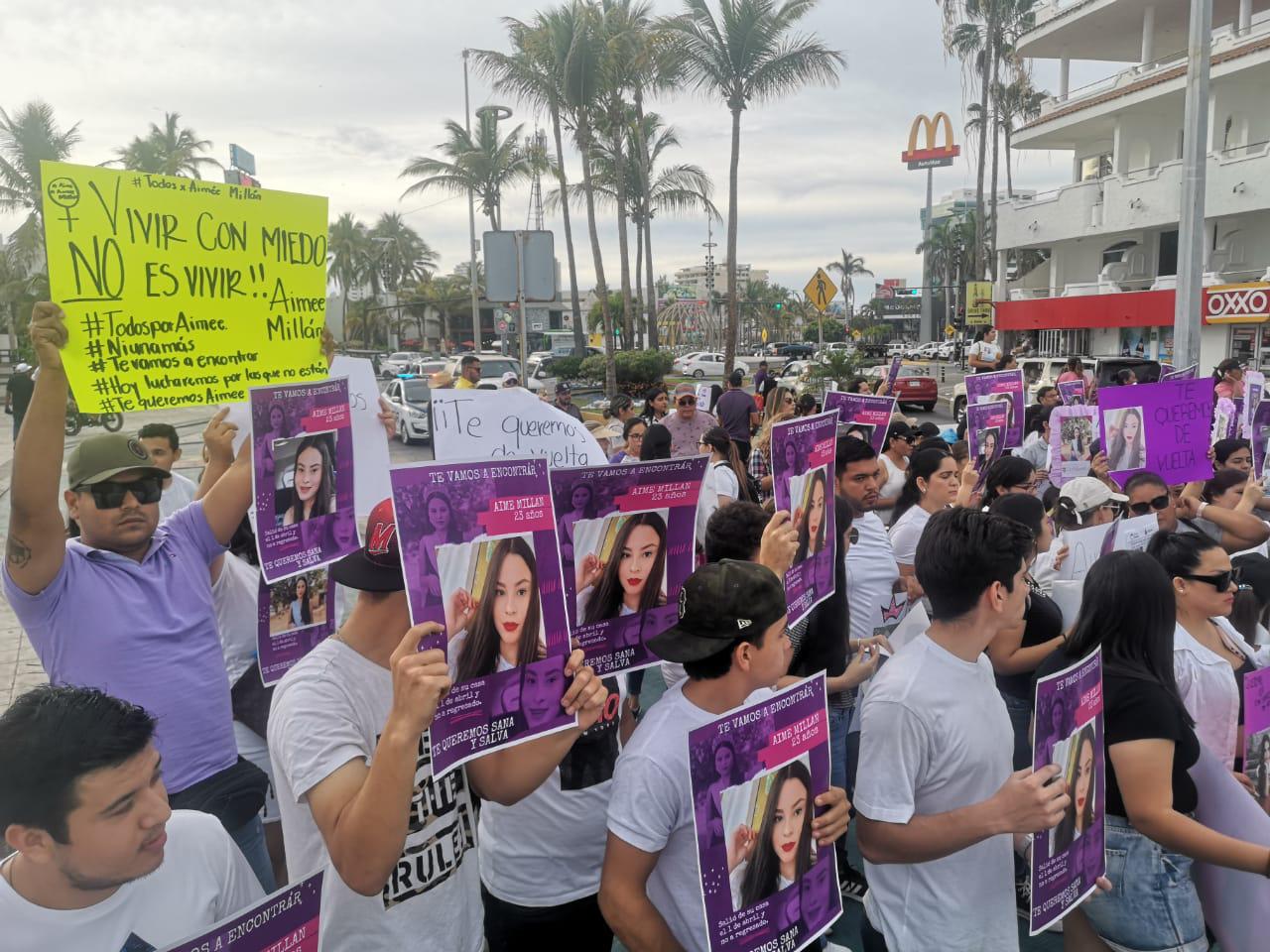 $!Protestan en Mazatlán para exigir la localización de Aimé Joanna