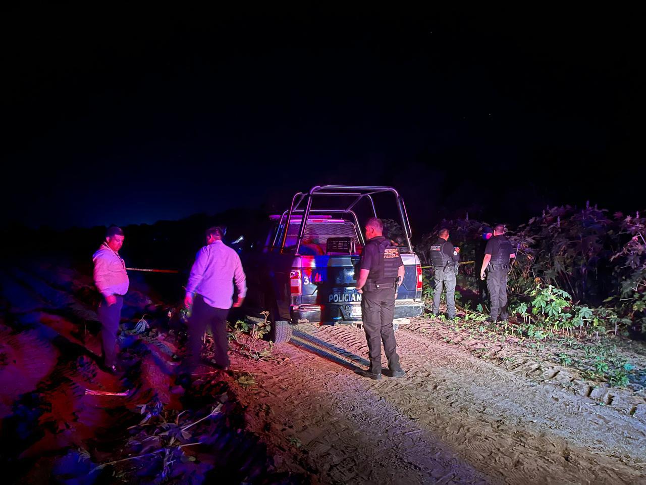 $!Hallan cuerpo envuelto en bolsas en la carretera La 50, en Navolato