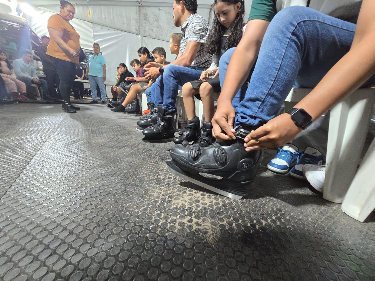 $!Pista de hielo permanecerá en Rosario hasta el 12 de enero, anuncia Alcaldesa