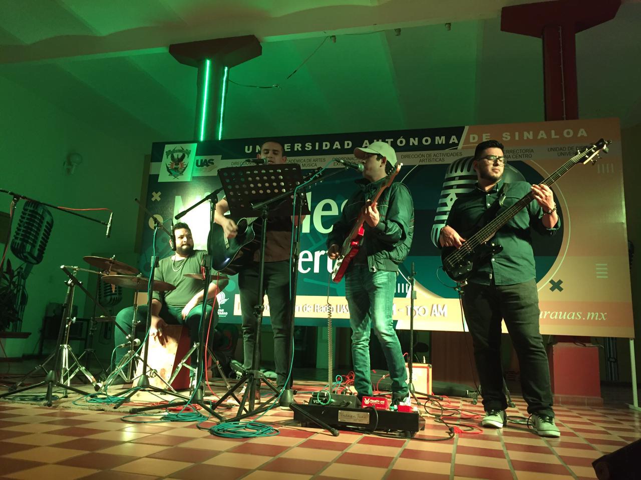 $!Comparte Cuarta Avenida desde rock y hasta regional mexicano en el Miércoles de Concierto de la UAS