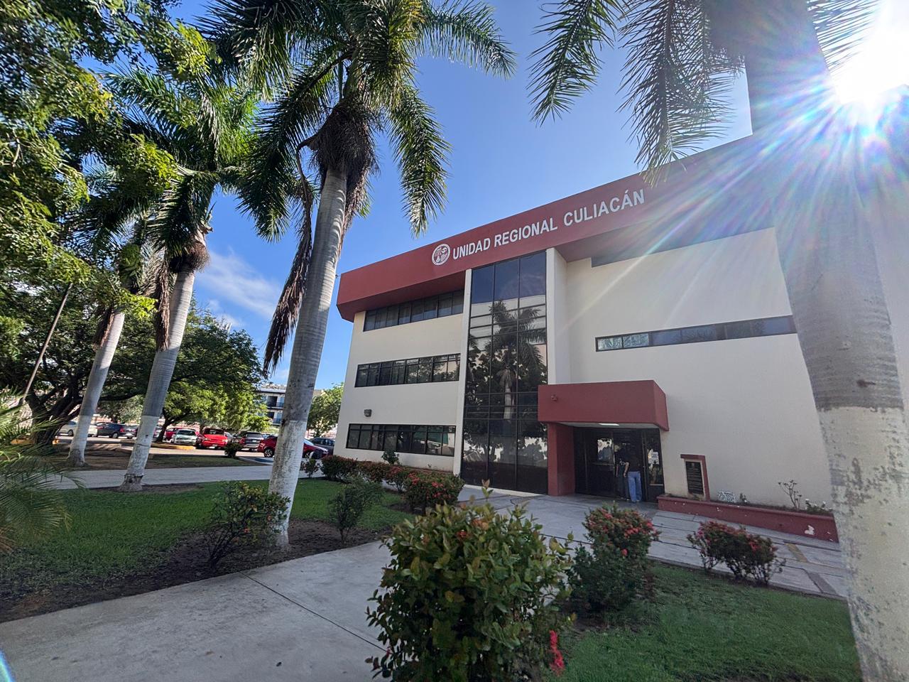 $!UAdeO implementa operativo contra garrapatas por plaga en campus Culiacán