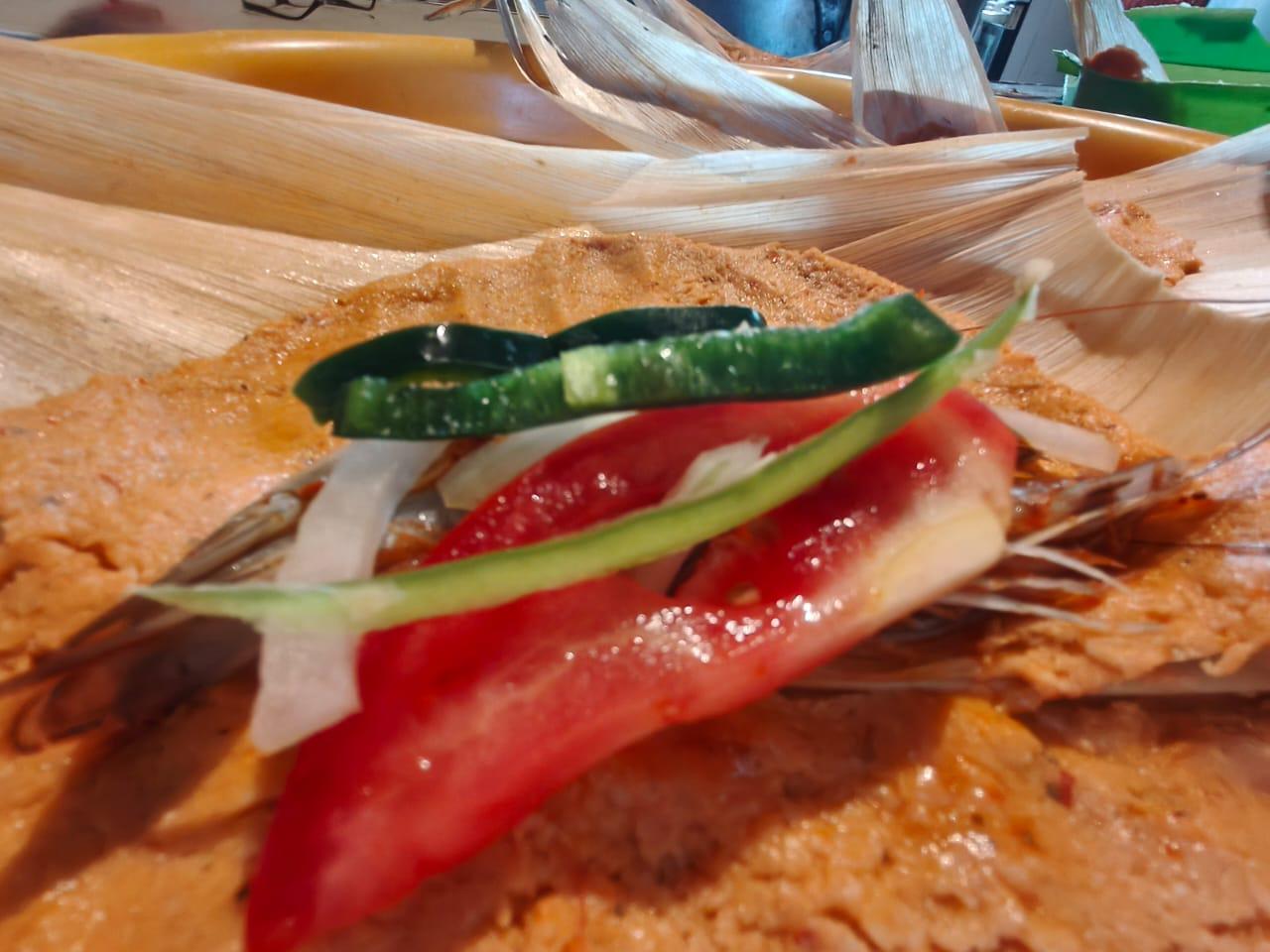 $!Desde hace 15 años, ‘Monse’ se ha dedicado en Rosario a la elaboración de tamales en la fiesta de San Juan