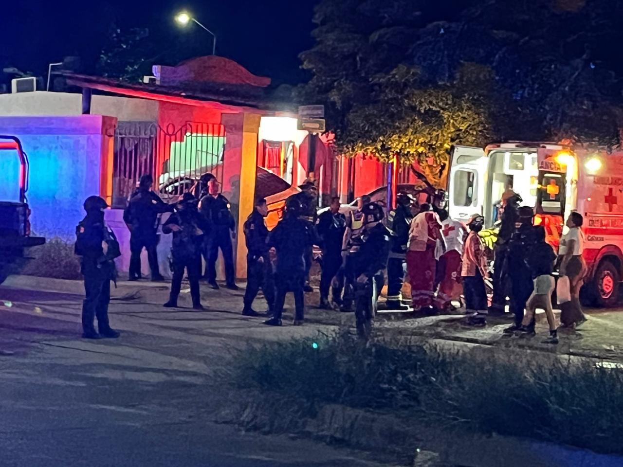 $!Persecución armada en Villa del Prado deja dos heridos tras choque en Culiacán