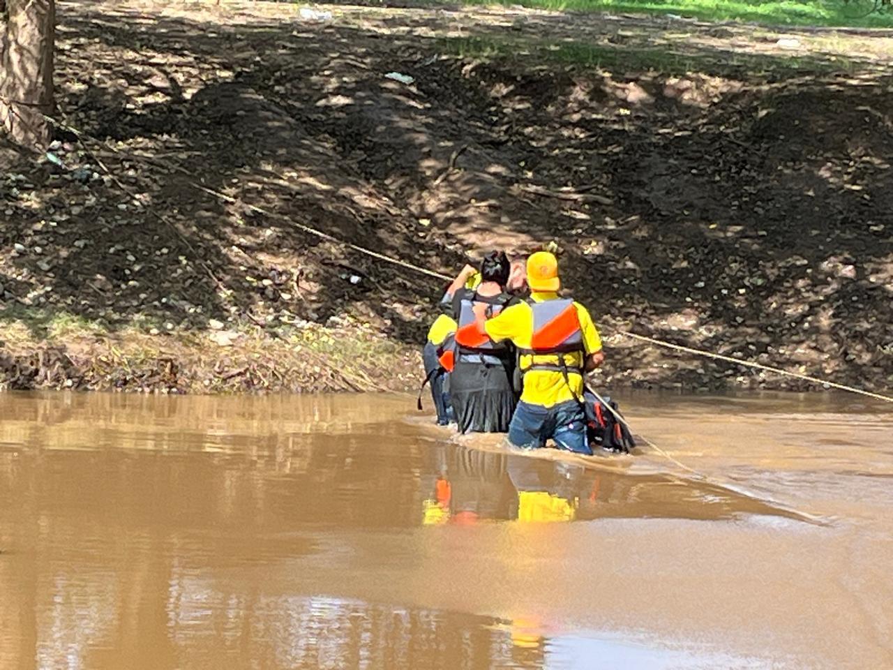 $!Muere niño de 2 años ahogado en el Río Sinaloa, en Guasave