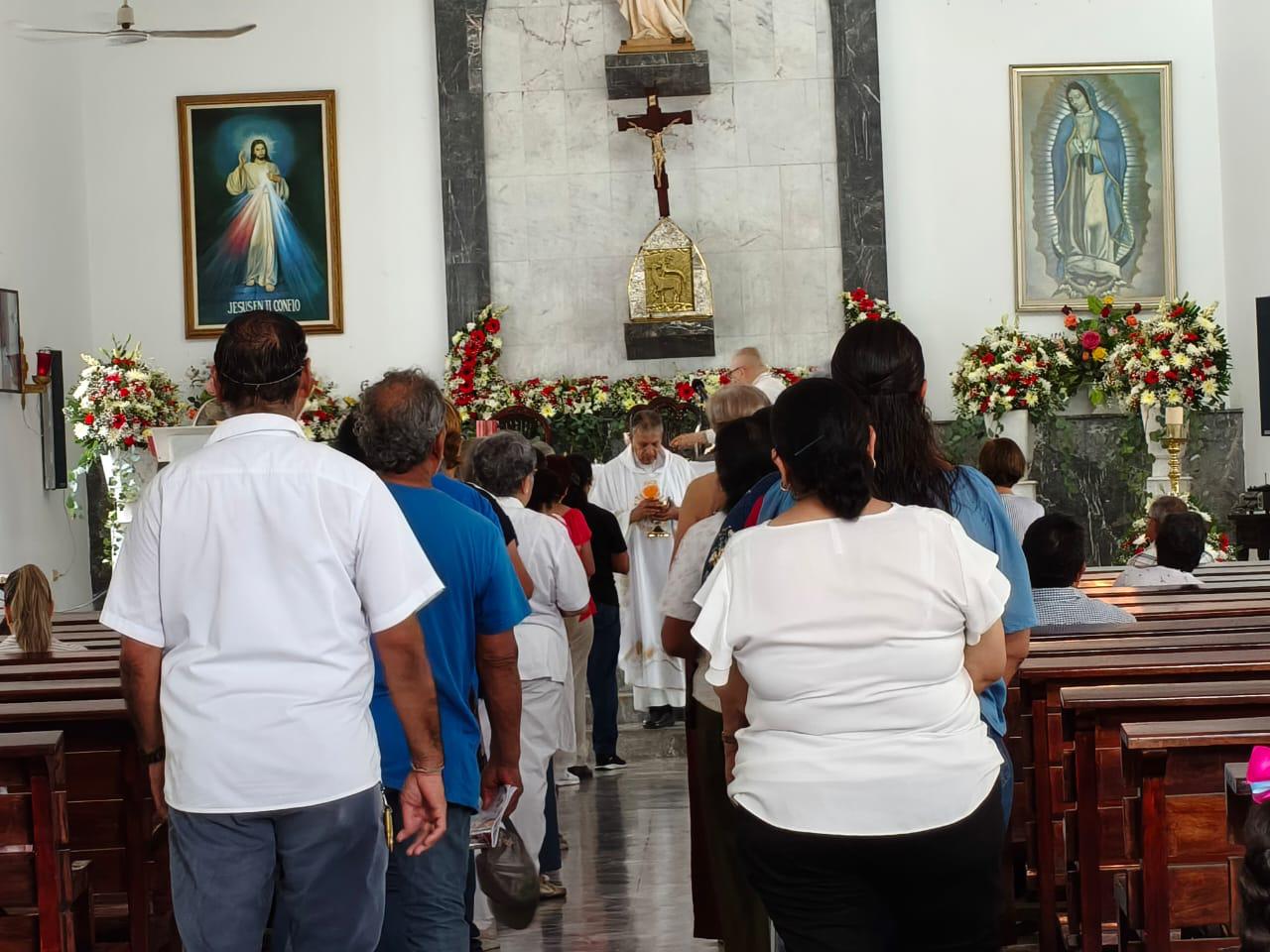 $!Celebran con fe y tradición al Sagrado Corazón en El Rosario