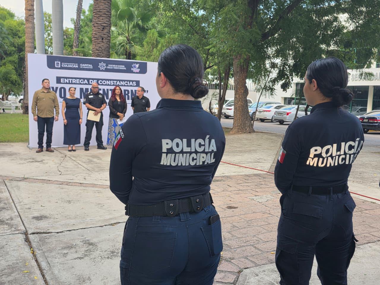 $!Capacitan a 160 policías de Culiacán en manejo emocional y bienestar familiar