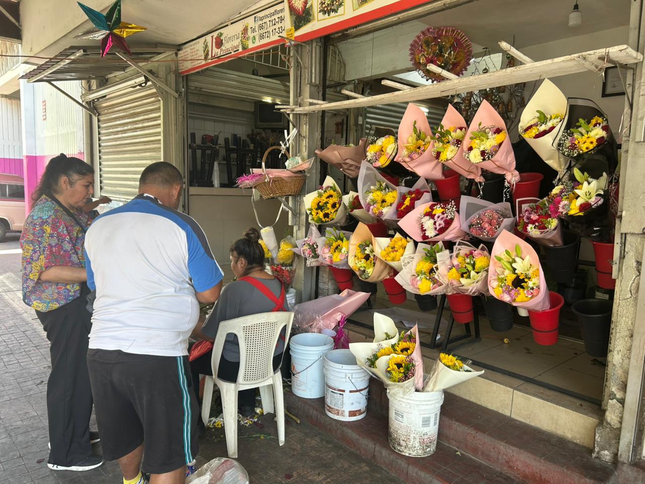 $!Inseguridad ‘marchita’ la venta de flores en Culiacán: reportan caída en ventas del 50% en el Centro
