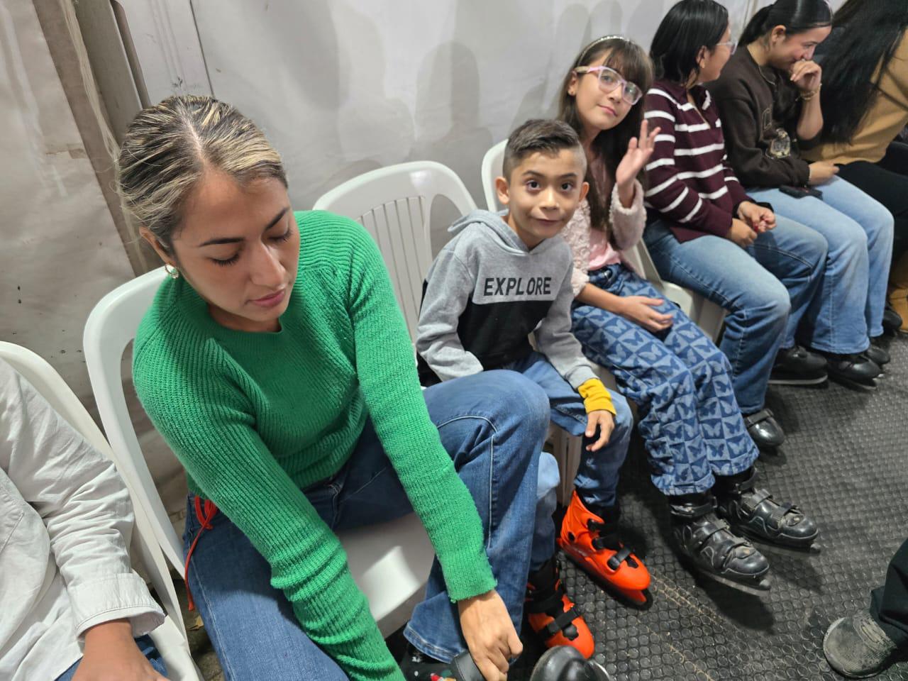 $!Inauguran pista de hielo en Rosario tras casi un mes de espera